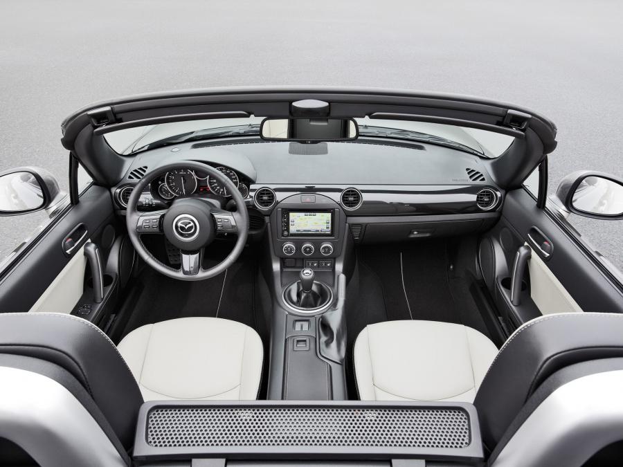  Mazda MX-5 Roadster Sendo 2014 года  (фото 3 из 5)